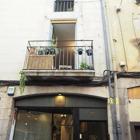 Old Side One Apartment *
