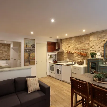 Lägenhet Old Side One